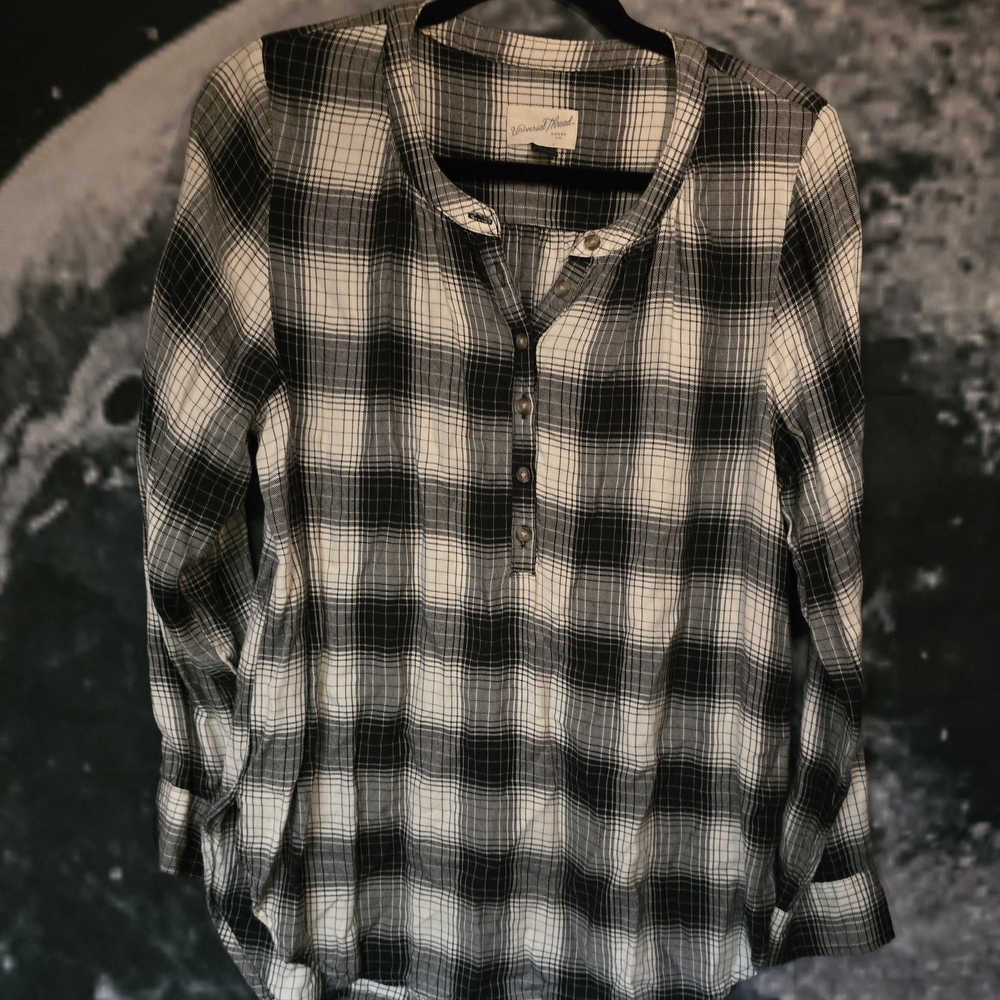 Universal Thread Monochrome Plaid Shirt